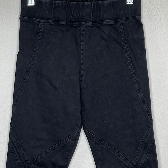 Mother The Sprinter in Devil In The Making Pants - Picture 2 of 10